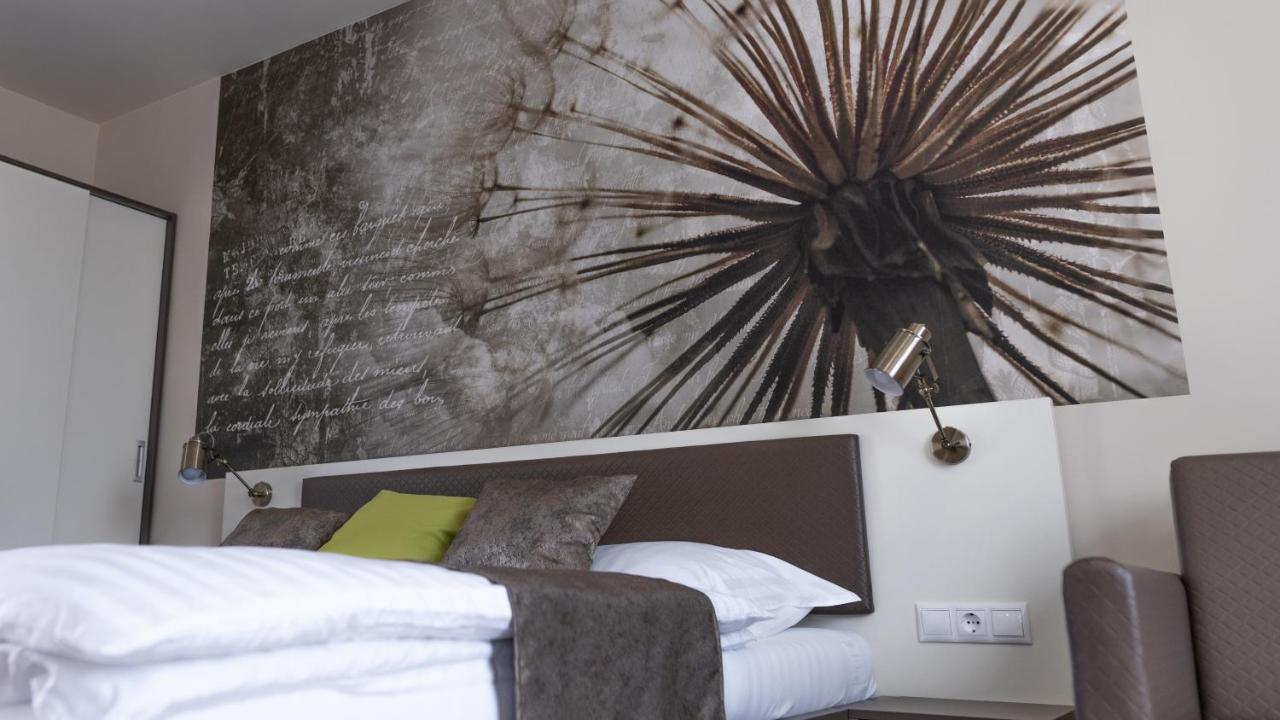 Fonix Apartman Lenti Buitenkant foto